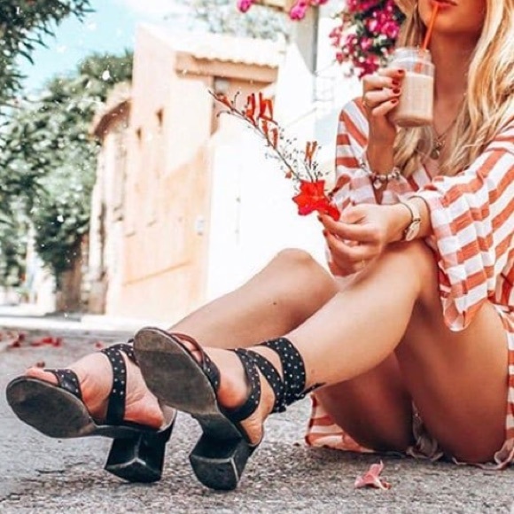 SOLD OUT - Picture 2 of 6